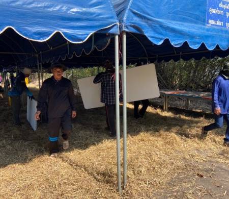 วันที่ 21 มกราคม 2569 เวลา 09.00 น. นายสมควร พลพวก นายกเทศมนตรีตำบลบ้านกอก ลงพื้นที่เตรียมความพร้อมจัดพิธีบวงสรวง โครงการแก้มลิงหนองคำพร้อมอาคารประกอบตามโครงการพระราชดำริ ณ บริเวณห้วยน้ำก่ำ หมู่ที่ 4 ตำบลบ้านกอก อำเภอเขื่องใน จังหวัดอุบลราชธานี 