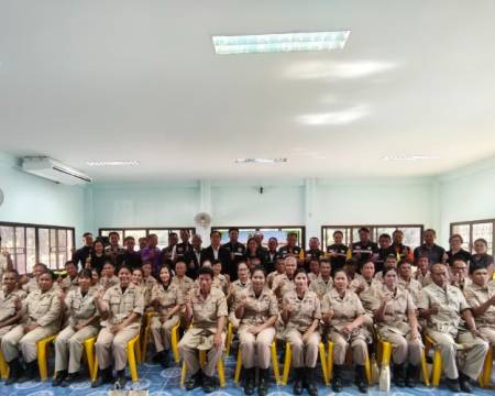 วันที่ 5 มีนาคม 2569 เวลา 09.00 น. นายสมควร พลพวก นายกเทศมนตรีตำบลบ้านกอก เป็นประธานในพิธีเปิดโครงการฝึกอบรมเพิ่มศักยภาพอาสาสมัครป้องกันภัยฝ่ายพลเรือนและศึกษาดูงาน ประจำปี 2569  ณ สำนักงานเทศบาลตำบลบ้านกอก (หลังเก่า) อำเภอเขื่องใน จังหวัดอุบลราชธานี 