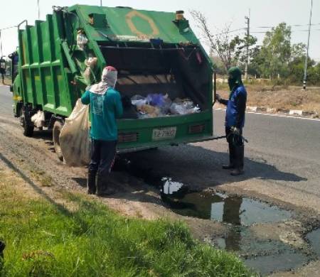 วันที่ 2 เมษายน 2569 เวลา 07.00 น. งานกำจัดขยะมูลฝอยและสิ่งปฏิกูล สำนักปลัดเทศบาล ออกบริการเก็บขยะมูลฝอยให้แก่ประชาชนตำบลบ้านกอก หมู่ที่ 4 หมู่ที่ 5 และหมู่ที่ 6