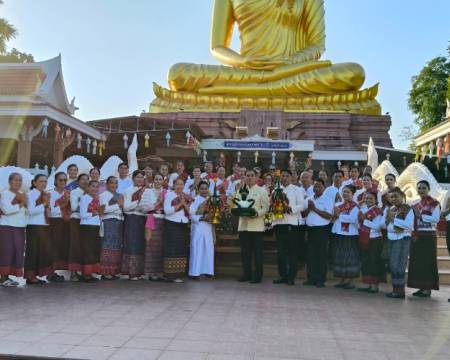 วันที่ 27 ตุลาคม 2569 เวลา 15.00 น.นายสมควร พลพวก นายกเทศมนตรีตำบลบ้านกอก เข้าร่วมประกอบพิธีบูชาวันพระเจ้าเปิดโลก โดยการรำถวายเป็นพุทธบูชา ธรรมบูชาและสังฆบูชาร่วมฟ้อนรำวันพระเจ้าเปิดโลก ณ พุทธสถานครองราชย์ 60 ปี (พระใหญ่) ต.ก่อเอ้ อ.เขื่องใน จ.อุบลราชธานี